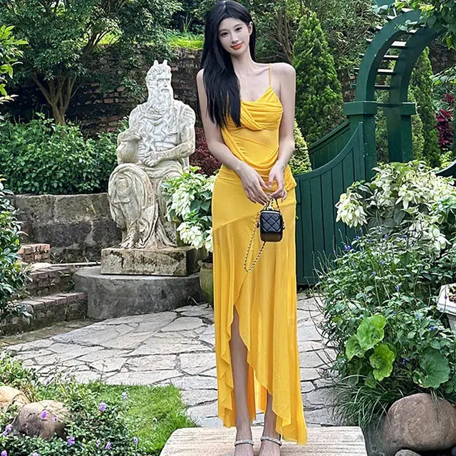 轻迎 清冷感明艳慵懒风收腰显瘦遮肉无袖连衣裙 女款