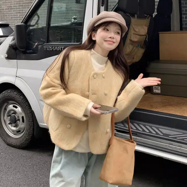 轻迎 小众高级感时尚百搭圆领气质宽松上衣截短外套 女款