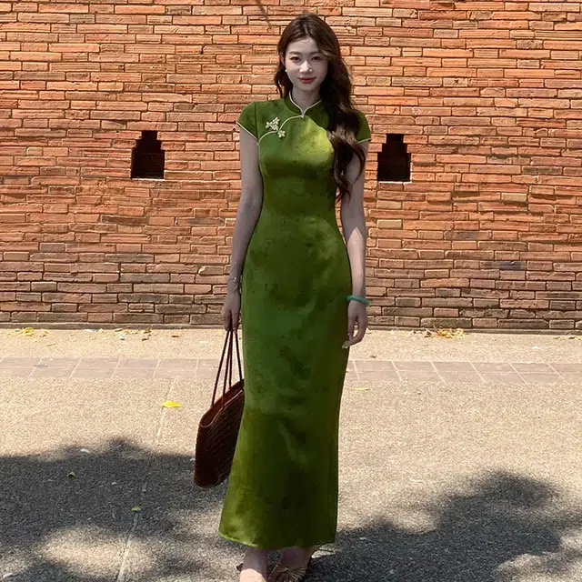 轻迎 新中式复古气质高级感收腰长裙短袖连衣裙 女款