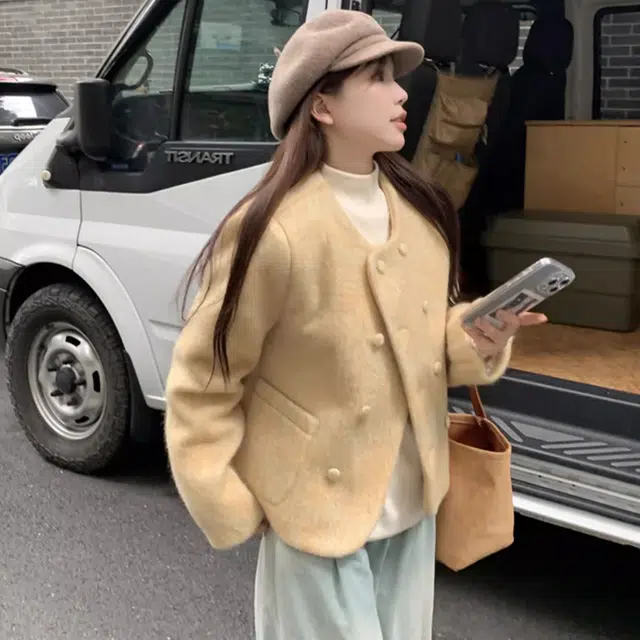 轻迎 小众高级感时尚百搭圆领气质宽松上衣截短外套 女款