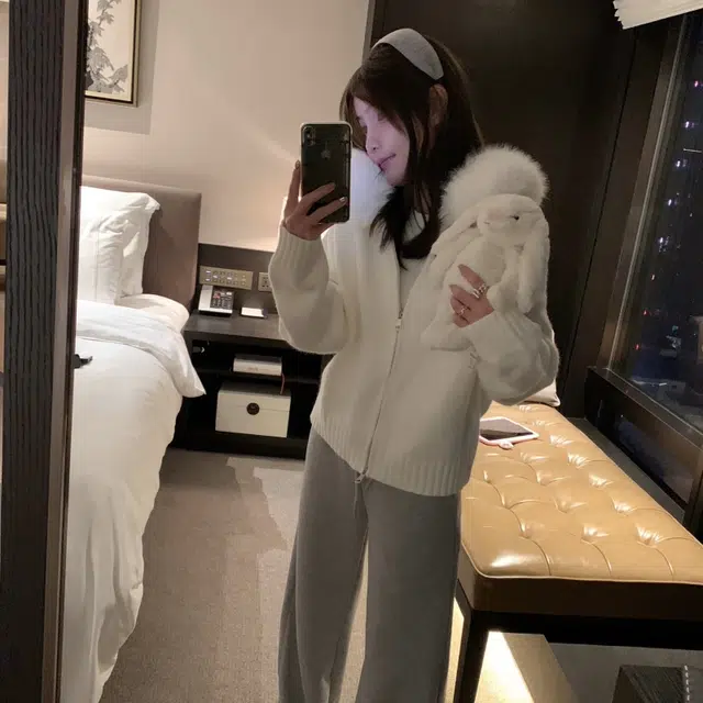 轻迎 时尚温柔气质甜美简约慵懒风外套宽松连帽休闲百搭开衫针织衫 女款