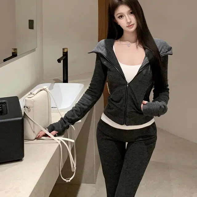 轻迎 极简连帽卫衣外套喇叭长裤慵懒感两件休闲套装 女款