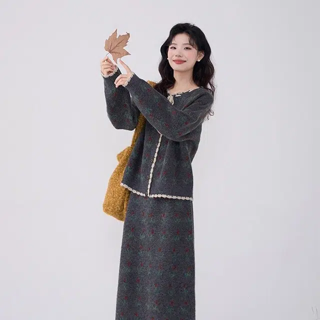 轻迎 复古印花气质秋冬常规裙装套装 女款