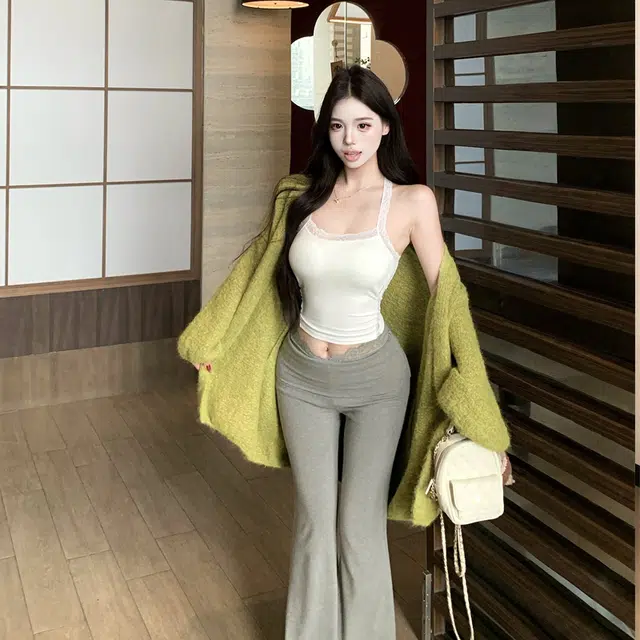 轻迎 时尚百搭宽松针织开衫外套蕾丝挂脖拼接吊带背心微喇叭长裤休闲套装 女款