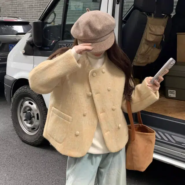 轻迎 小众高级感时尚百搭圆领气质宽松上衣截短外套 女款
