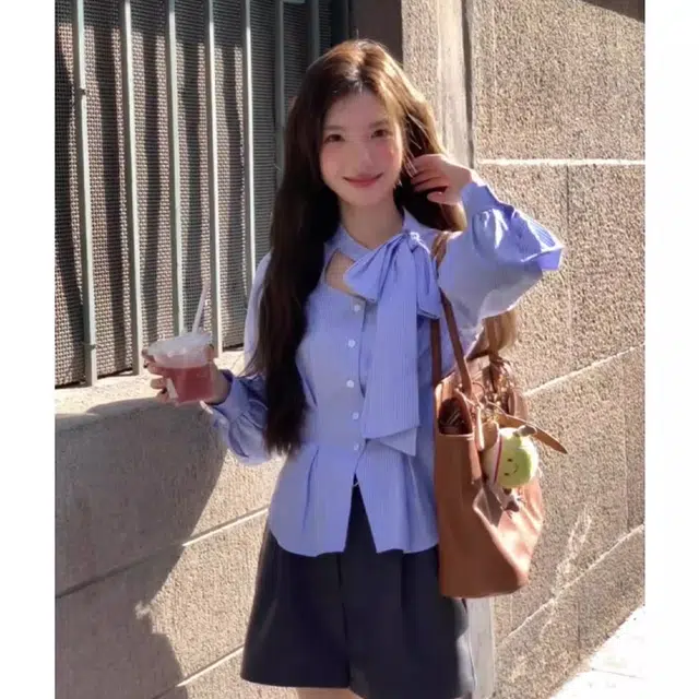 轻迎 蝴蝶结条纹常规长袖法式短款衬衣内搭上衣衬衫 女款