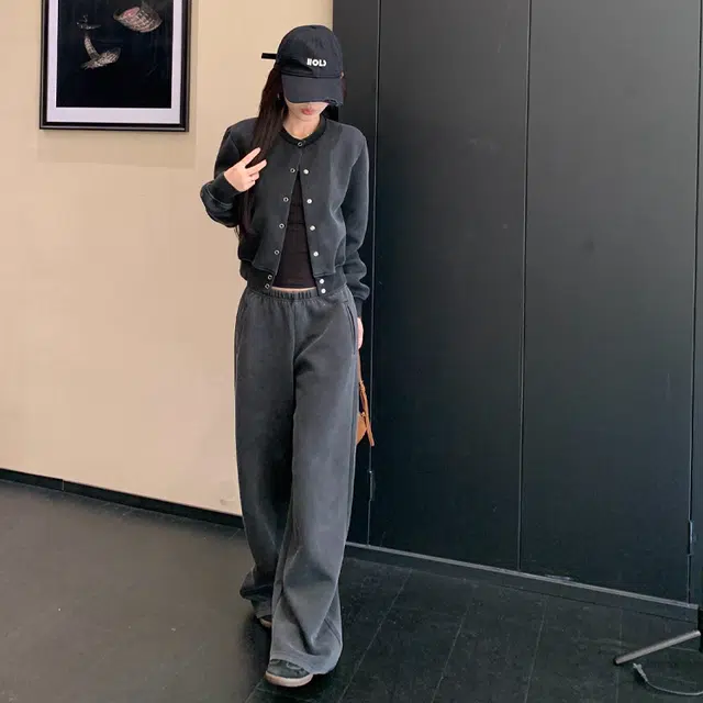 轻迎 水洗复古单排扣纯色长袖圆领通勤风休闲套装 女款