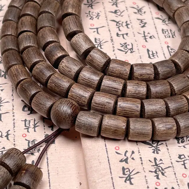 檀欣 国潮新中式 结香莹润 芽庄白棋沉水文玩沉香念珠 多圈叠戴盘玩佛珠 老料瑞香科白木 木作手串 男女同款情侣款 檀木 礼盒装