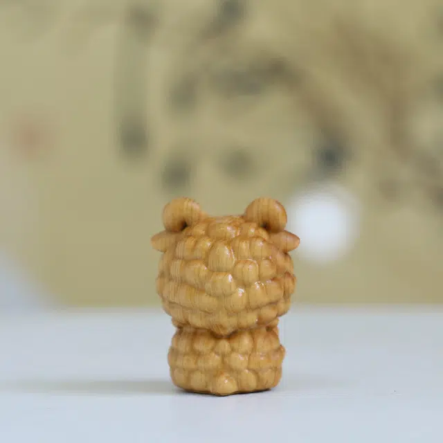 檀欣 本命年 原木雕刻十二生肖小绵羊萌系喜羊羊随身手把件#好运 家居桌面木质工艺品 生肖羊 崖柏 木作摆件 男女同款情侣款