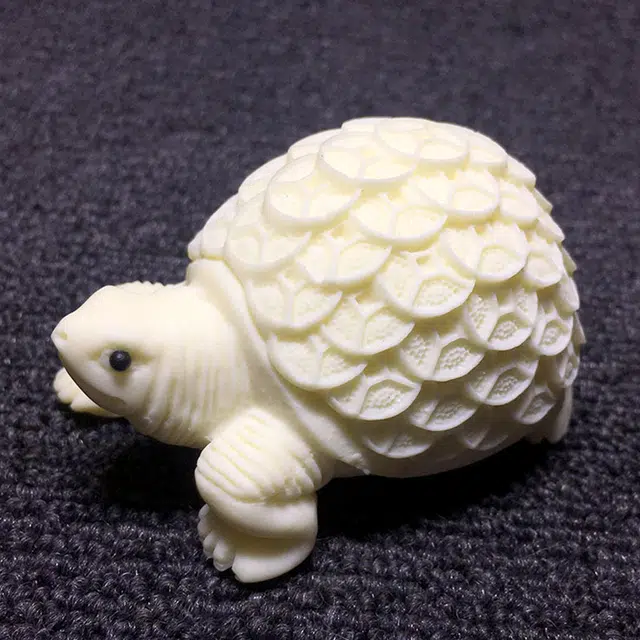 檀欣 国潮 雕刻金钱海龟 招财平安 文玩家居办公室装茶宠工艺品 象牙果 摆件 男女同款情侣款 礼盒装