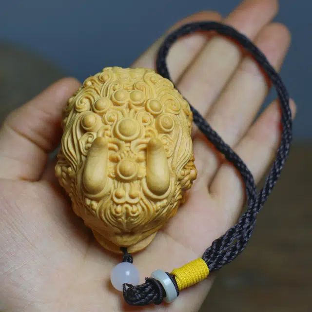 檀欣 新中式 大富大贵 原木雕刻双头大貔貅文玩摆件 钱多多招财转运把玩收藏工艺品 复古民族风随身盘玩 崖柏 把件 男女同款情侣款