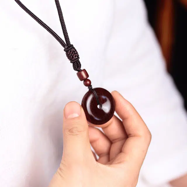 【扣住安康 诸事顺利】 檀欣 本命年 平安扣吊坠编绳简约款平安吉祥国潮国风新中式小众设计轻奢首饰 血檀 木作项链 男女同款情侣款