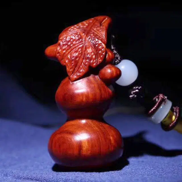 檀欣 国风 复古纯手工精雕刻一片葫芦 新中式福禄安康平安吉祥 木质檀香 木作手把件 男女同款情侣款 紫檀 高档礼盒装