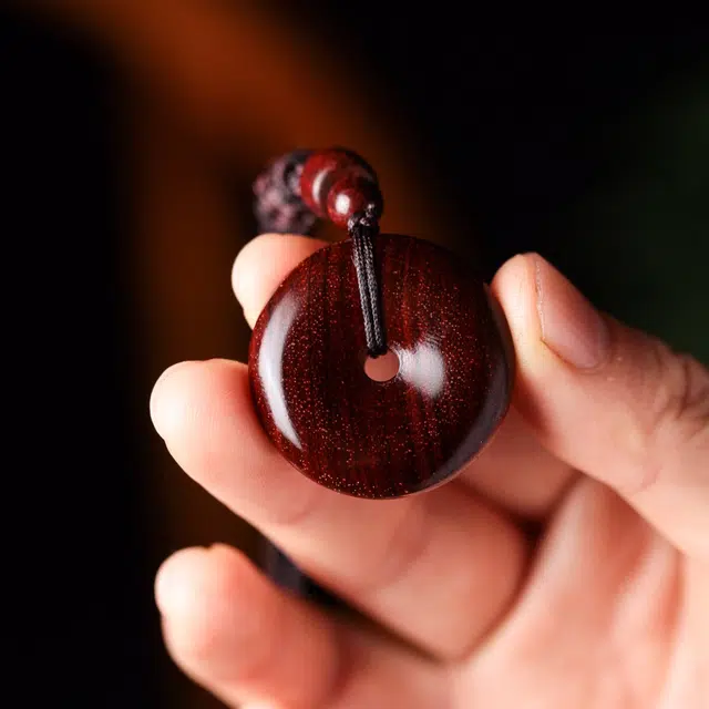 【扣住安康 诸事顺利】 檀欣 本命年 平安扣吊坠编绳简约款平安吉祥国潮国风新中式小众设计轻奢首饰 血檀 木作项链 男女同款情侣款