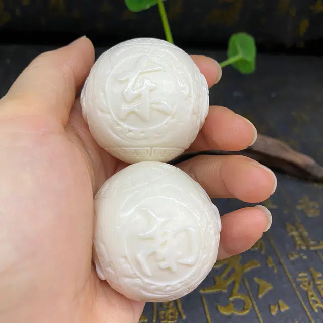 檀欣 雕刻福禄东海寿比南山手球 岁岁平安文玩保健球随身携带手玩实心球工艺品 小众转运 象牙果 手把件 男女同款情侣款 礼盒装