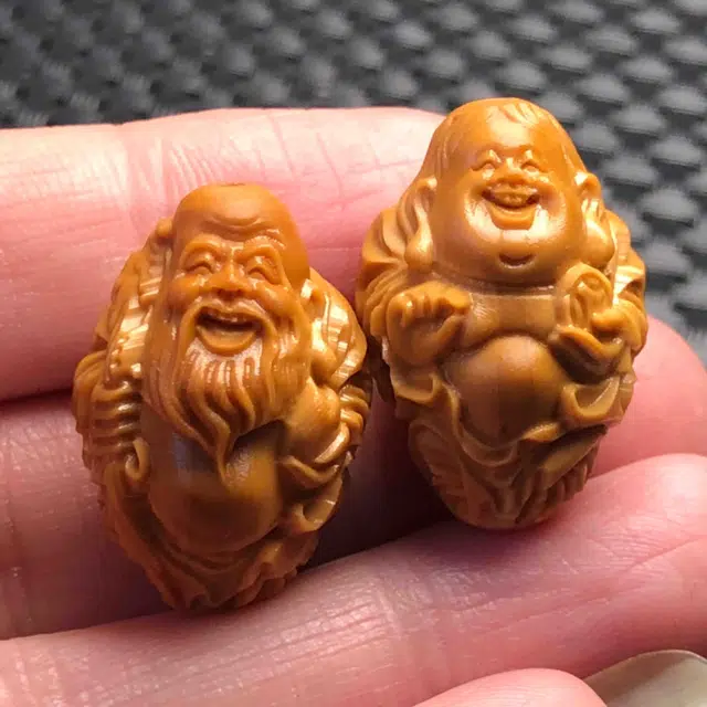 檀欣 国风复古 纯手工核雕神仙会盘玩 招财纳福 多路神仙各显神通 高级文玩 橄榄核 核桃类手串 男款 礼盒装
