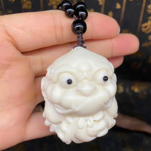 檀欣 国风 雕刻达摩祖师坐禅佛祖 纳福吉祥 复古新中式家居车载办公室博古架摆件 象牙果 手把件 男女同款情侣款