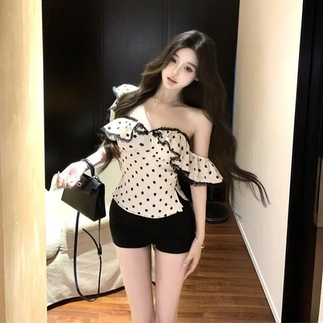 TASTILY T
