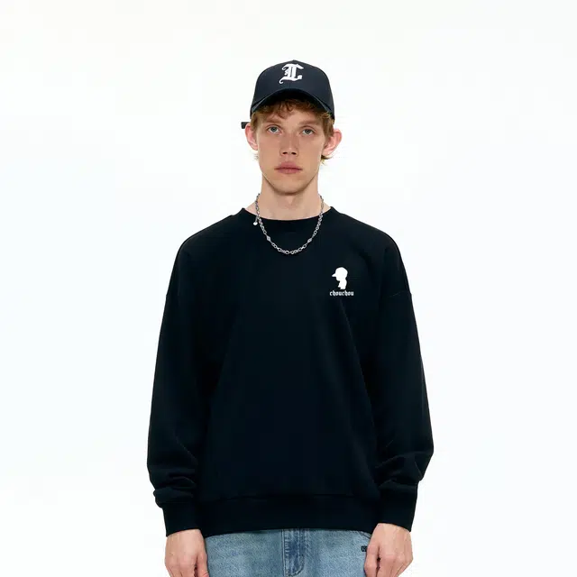 周同学 周杰伦 基础款百搭经典简约落肩宽松休闲舒适圆领套头卫衣 男女同款 黑色