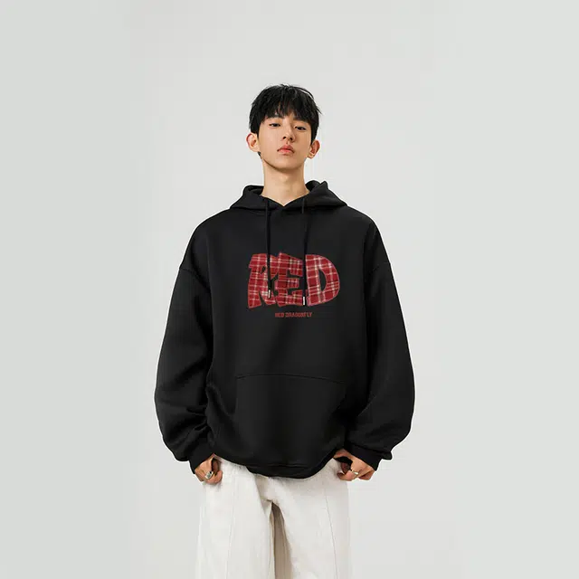 红蜻蜓 美式高街复古仿刺绣卡通设计感数字字母印花宽松百搭舒适防风保暖休闲棒球服外套卫衣 男女同款