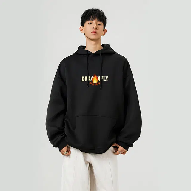 红蜻蜓 美式高街复古仿刺绣卡通火焰设计感数字字母印花宽松百搭舒适防风保暖休闲棒球服外套卫衣 男女同款