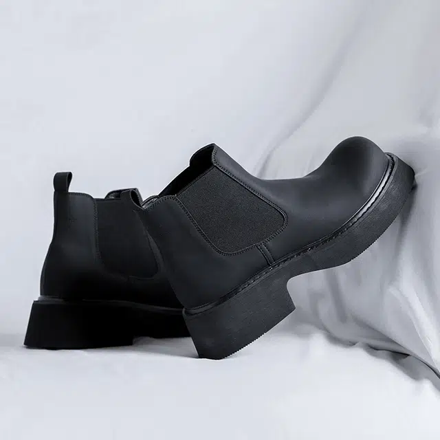 超纤皮 潮流韩版英伦风厚底复古时尚舒适百搭圆头 短筒 切尔西靴 男款 黑色