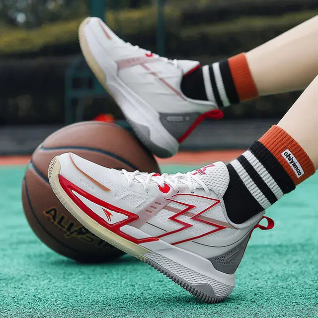 金莱克 时尚舒适百搭经典 减震增高 中帮 篮球鞋 男女同款 白红