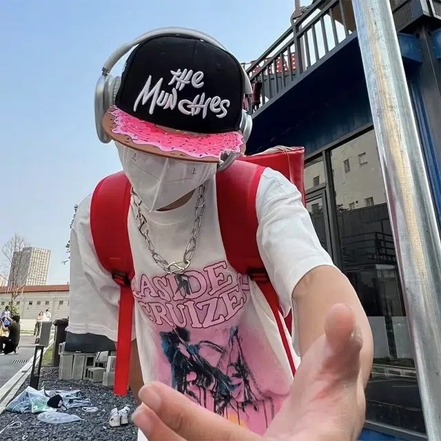 啄木鸟 创意缺口甜甜圈嘻哈说唱街头刺绣平顶平檐 涤棉 棒球帽 男女同款情侣款