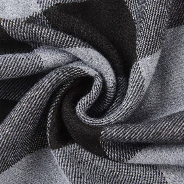 啄木鸟 英伦风经典百搭仿羊绒秋冬季保暖防寒时尚黑白格纹披肩户外防风骑行学生围脖脖套 绒线围巾 男女同款情侣款