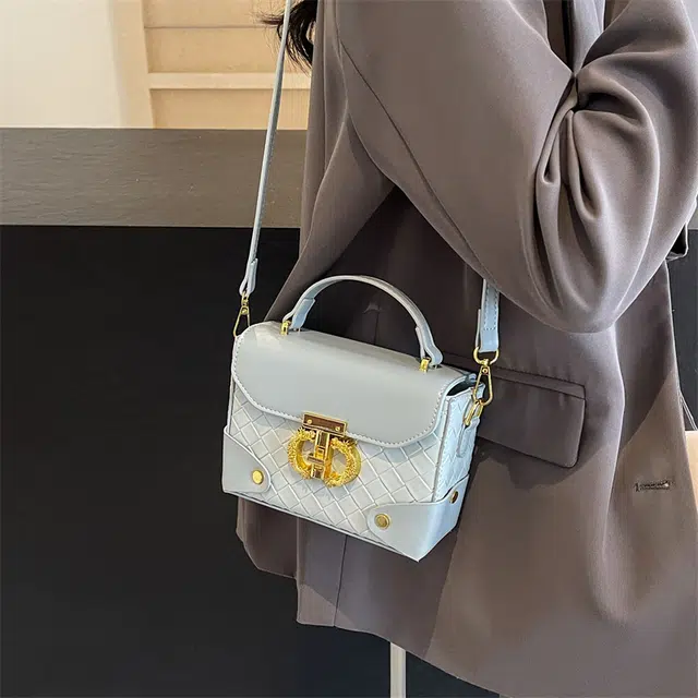 菲姿卓尔 今年流行盒子包包女 潮高级感撞色斜挎包 洋气爆款手提单肩包 常规 女款 米白色/粉色/绿色/蓝色/黑色