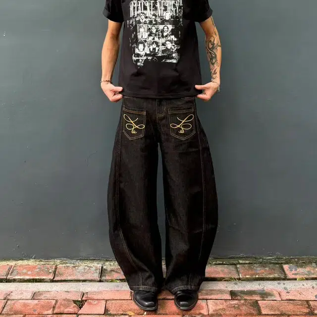 " MOOTONAL baggy
