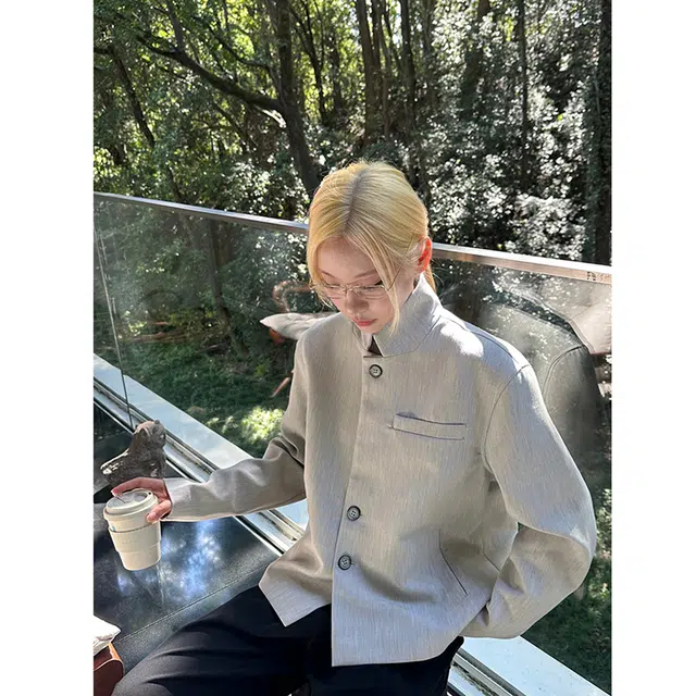 " MOOTONAL old-money