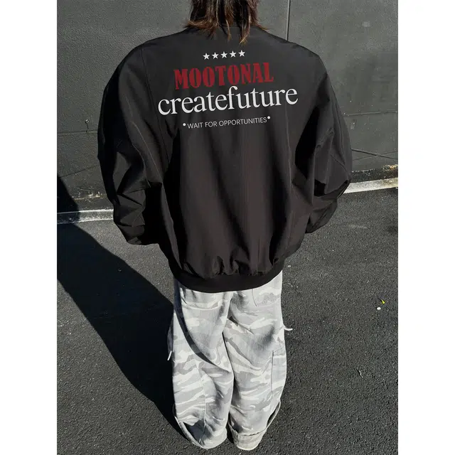 MOOTONAL cleanfitbomber