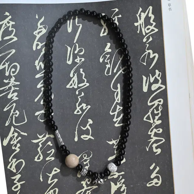 灵晔 新中式国潮风复古盘玩轻奢小众百搭设计高级感佛珠念珠转运珠招财纳福诸事顺遂平安喜乐#好运 黑檀 手串 男女同款情侣款