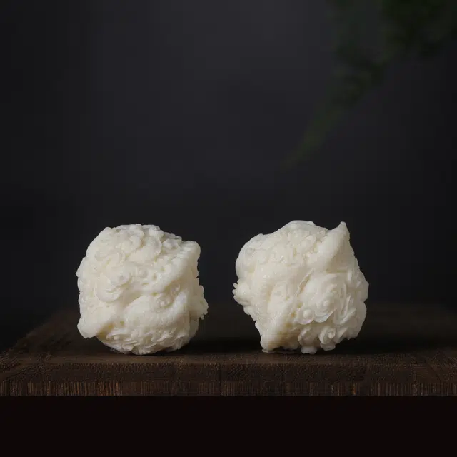 灵晔 新中式国潮文玩 简约高级感 好运莲莲 诸事顺利 平安顺遂 招财纳福 象牙果 手把件 男女同款情侣款