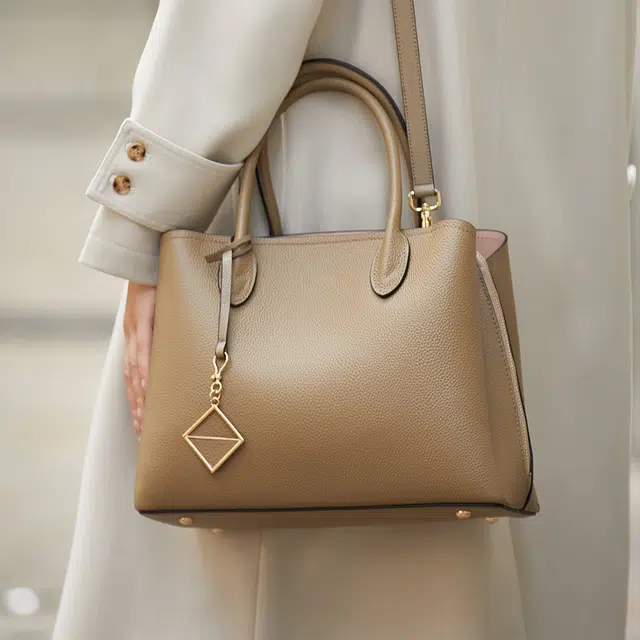 ZOOLER Tote
