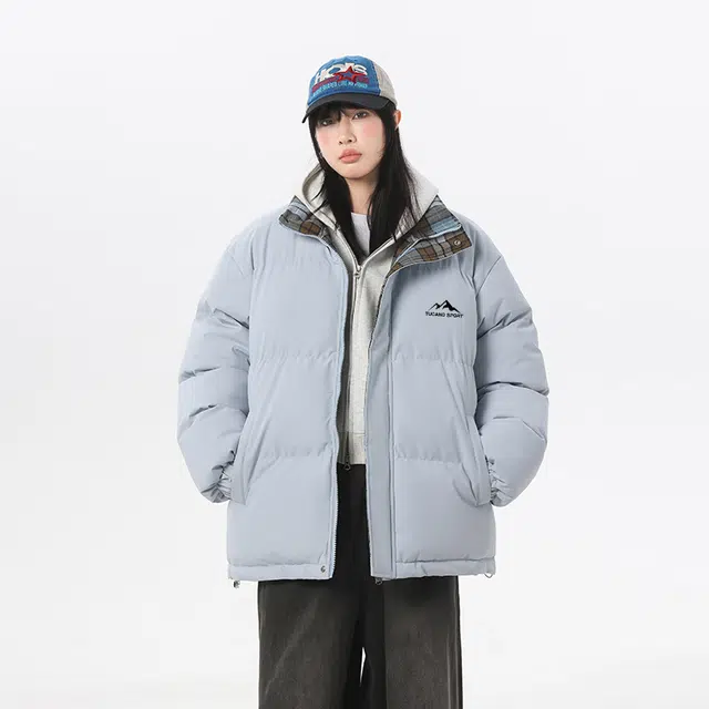 啄木鸟 品牌字母雪山印花美式复古简约宽松百搭潮流格纹立领棉服 男女同款 杏色