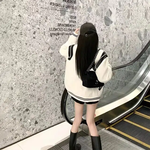 HOKLV