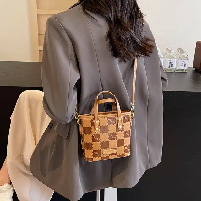 pu tote