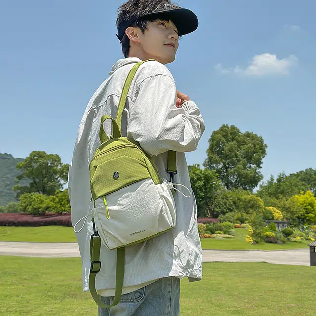 捷朗仕 高级感时尚潮流百搭 尼龙 胸包 常规 男女同款情侣款 多色
