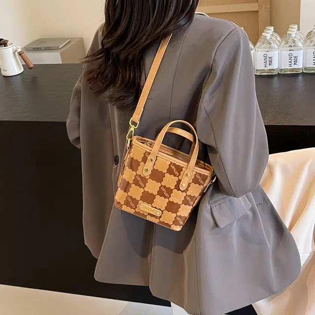 pu tote