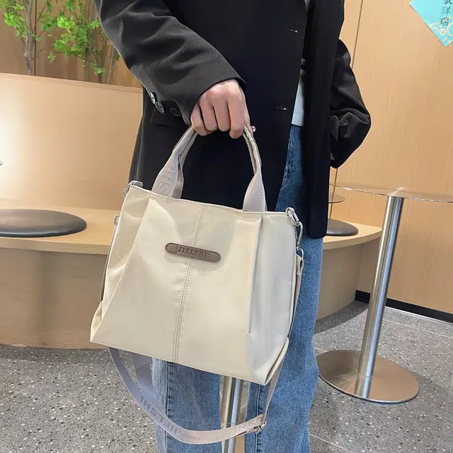 捷朗仕 高级质感通勤百搭秋冬 尼龙 手提斜挎包 中号 女款 树莓粉色/混凝土/淡奶油/黑色