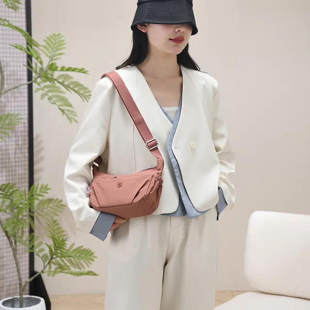 捷朗仕 百搭时尚轻便 尼龙布 单肩包 小号 女款 多色