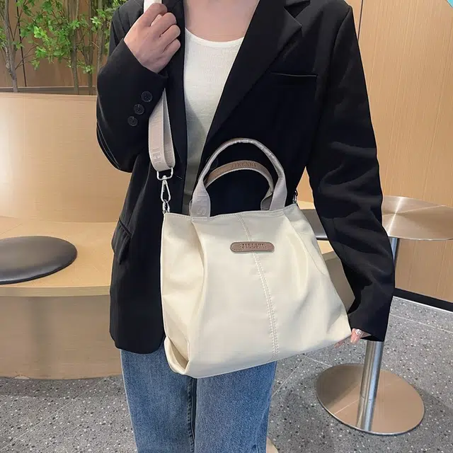 捷朗仕 高级质感通勤百搭秋冬 尼龙 手提斜挎包 中号 女款 树莓粉色/混凝土/淡奶油/黑色