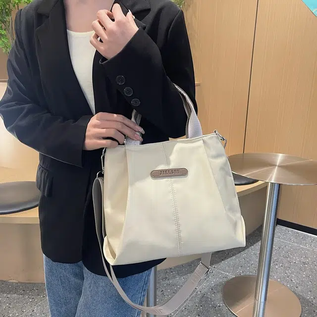 捷朗仕 高级质感通勤百搭秋冬 尼龙 手提斜挎包 中号 女款 树莓粉色/混凝土/淡奶油/黑色