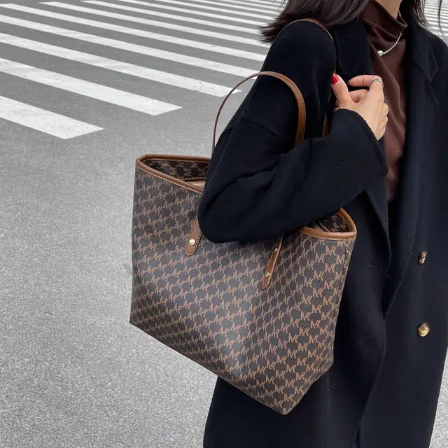 PULUWIRR pu Tote