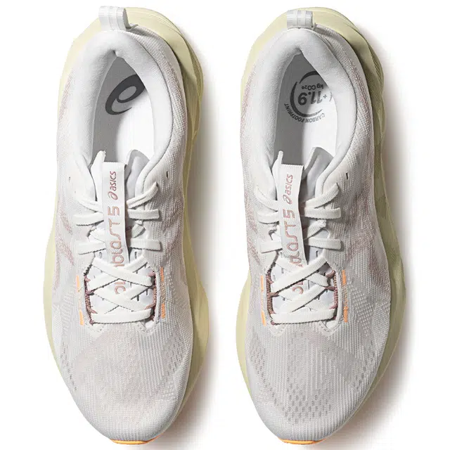 Asics NOVABLAST 5