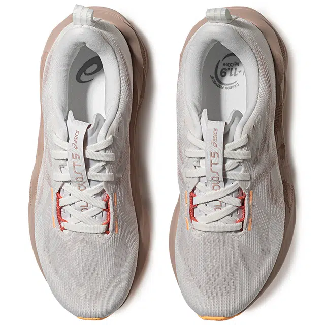 Asics NOVABLAST 5
