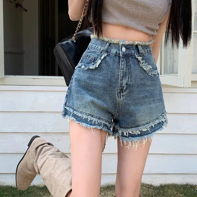 MM A