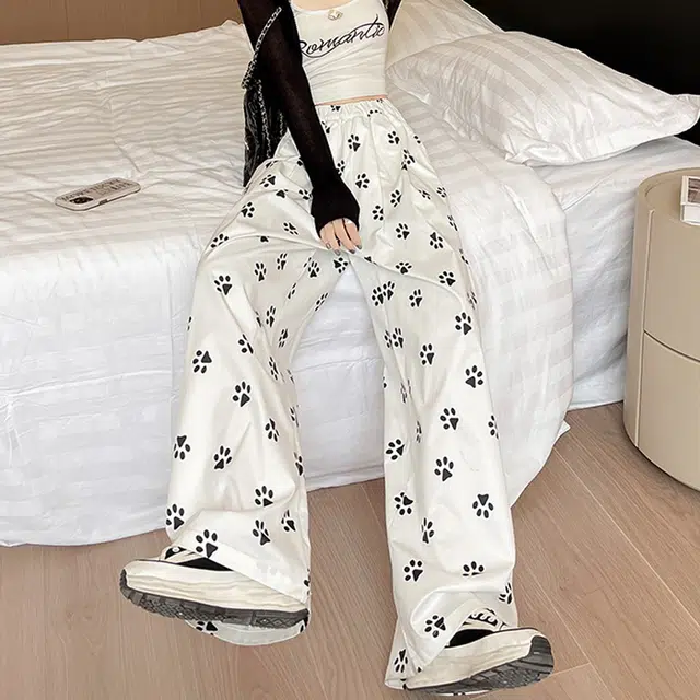 花蔓色 狗爪满印宽松高腰运动直阔腿中裤休闲短裤 女款